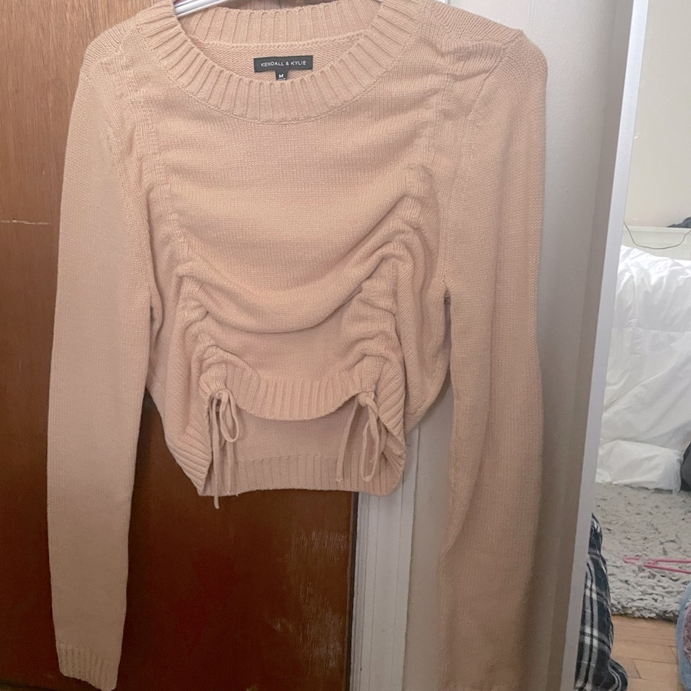 Kendall & Kylie sweater